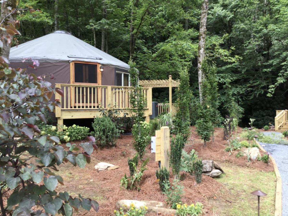 Spring Ridge Luxury Yurt - Creekside Glamping With Private Hot Tub Villa Topton Exterior photo